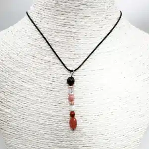 COURAGE et FORCE TRANQUILLE - Pendentif Création avec mix perles Rhodochrosite, Jaspe rouge, Nacre, Cristal de roche, Hématite et Grenat