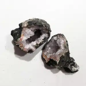 AMETHYSTE Géode brute entière du Maroc - 198 grs