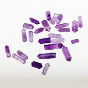 AMETHYSTE Madagascar - Petites Pointes de monocristal repolie 2€ /Grs