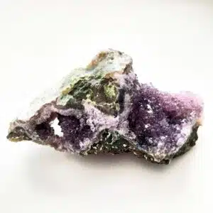 AMETHYSTE Uruguay - Incroyable Druse en forme de tête de crocodile de 2514 grs