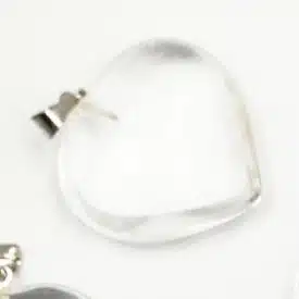 CRISTAL de ROCHE - Joli coeur monté en pendentif