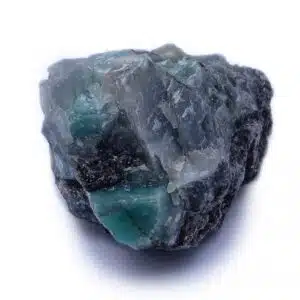 EMERAUDE - Joli brut avec ses cristaux incrustés dans leur gangue