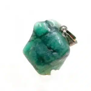 EMERAUDE - Pierre roulée montée en pendentif