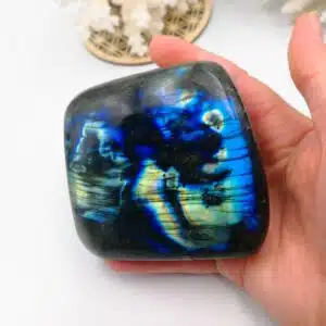 LABRADORITE arc en ciel - Magnifique forme libre de 582 grs