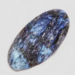LABRADORITE bleue indigo - Cabochon de forme ovale, face brute - montage bijou