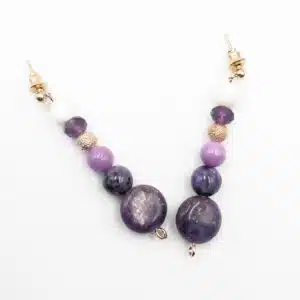 CALME et CREATIVITE -Boucle d'oreilles Création avec mix perles de Lepidolite, Charoite, Améthyste, Phosphosiderite, Nacre