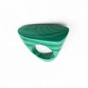 MALACHITE - Magnifique bague taillée dans la masse - taille 63