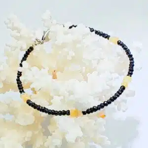 OPALE PRECIEUSE (Welo - Ethiopie) et SPINELLE NOIR - Création d'un bracelet en perles de 3mm facettées