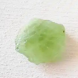 PERIDOT - Beau cristal brut de 3.16grs