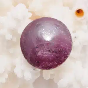 RUBIS - Cabochon forme ronde - 2 cm de diamètre - 42.5 cts