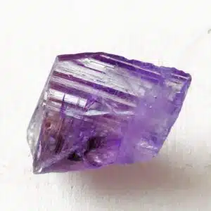 TANZANITE naturelle - Cristal Brut - 2.9 grs - collection ou montage bijou