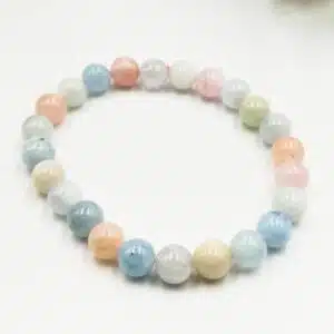 TROIS BERYLs (Morganite, Aigue Marine et Béryl Vert) - Bracelet perles de diamètre 8 mm environ