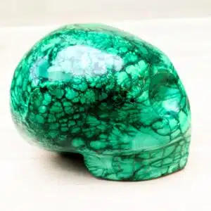 MALACHITE - Surprenant crâne de 475 grammes