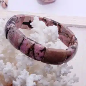 RHODONITE mix noir et rose Bracelet perle forme cabochon de 2cm de longueur