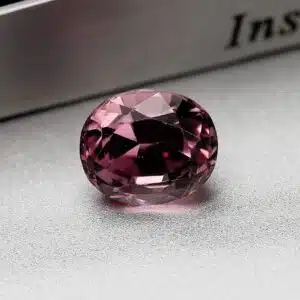 SPINELLE ROSE - Pierre facettée, taille ovale - 2.45 Carats - 8 X 6 X 6 mm - Montage bijoux