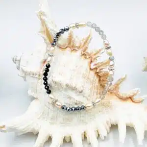 PROTECTION & ANCRAGE - Bracelet Création en perles facettées de 4 mm avec mix perles de Spinelle noir, Hématite, Labradorite, Perle culture