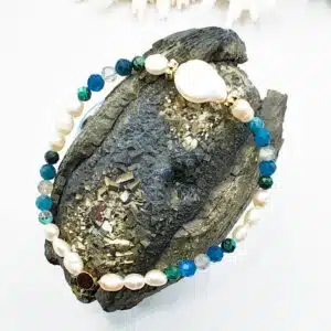 COMMUNICATION et LACHER PRISE - Bracelet Création en perles de 4 mm facettées avec mix de perles Apatite bleue, Chrysocolle, Labradorite et perle de culture