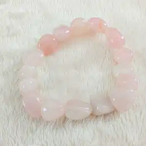 QUARTZ ROSE - Bracelet en perles de forme libre