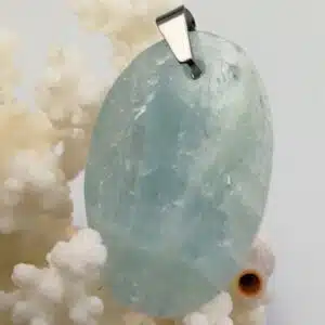 AIGUE-MARINE - Pendentif forme ovale
