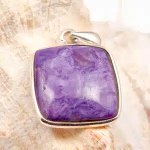 CHAROÏTE - Cabochon carré monté en Pendentif en Argent 925/1000