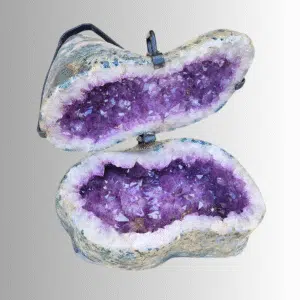 AMETHYSTE Uruguay - Incroyable géode montée sous forme de Coffre de 61 kg