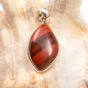 OEIL DE FER - Très joli pendentif de forme losange monté sur Argent 925/1000