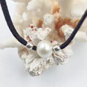 PERLE DE CULTURE - Très jolie perle de 8mm montée sur Collier ou Bracelet