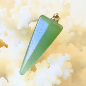 AVENTURINE VERTE -  Pendentif en forme de prisme