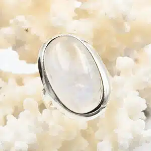 PIERRE DE LUNE blanche -  Cabochon ovale monté sur bague réglable en Argent 925/1000