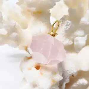 QUARTZ ROSE - Création pendentif avec perle facettée montée sur tige acier dorée à l'or fin