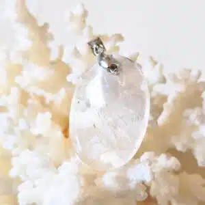 CRISTAL de ROCHE - Joli Pendentif ovale