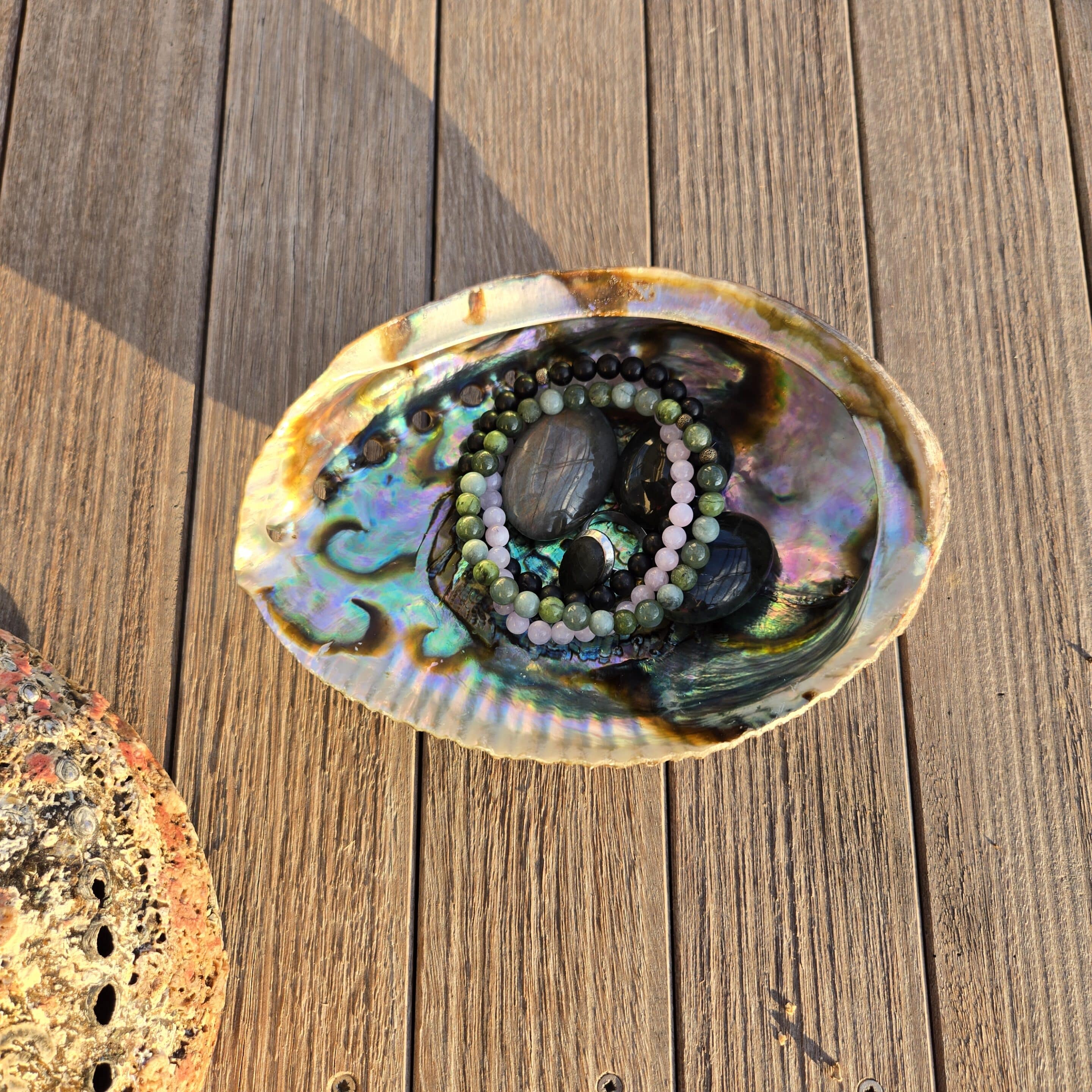 Placez ensuite votre pierre de clôture sur la feuille,