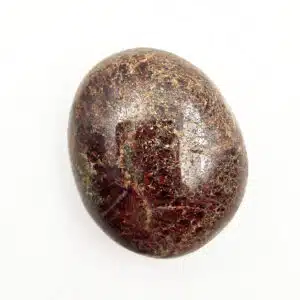 GRENAT ALMANDIN - Galet de 6,5 cm