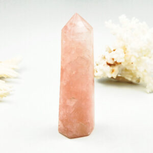 QUARTZ ROSE - Beau prisme de 12 cm et 206 grs